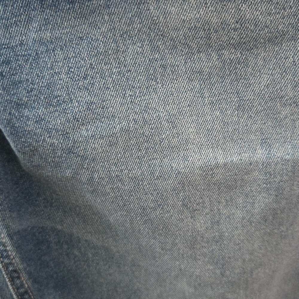 Vervet NWTs Blue Distressed Mom Jeans - Picture 8 of 8